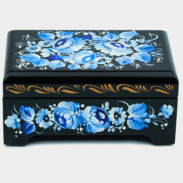 Lacquer Box with hinged lid, blue and white floral decoration